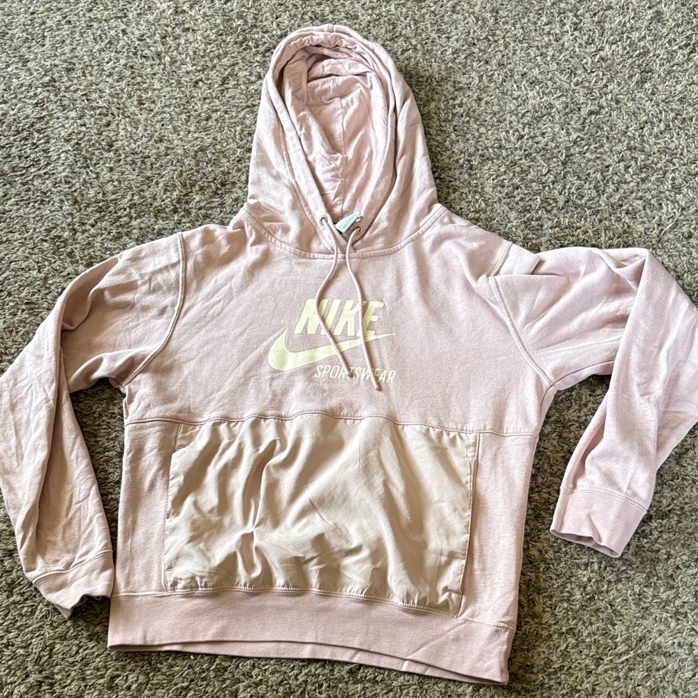Nike Sportswear Heritage Fleece Hoodie Pink size Small
